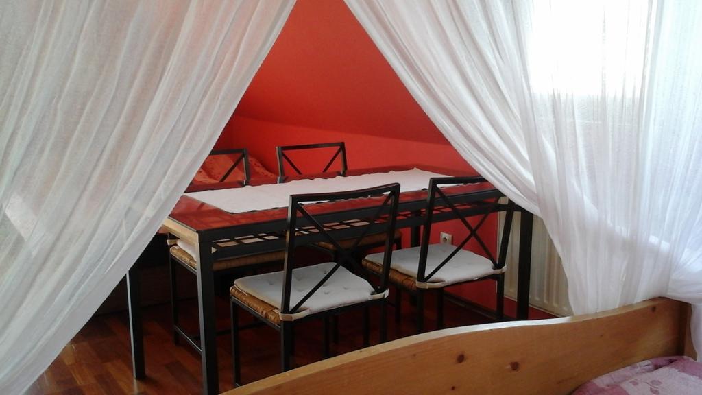 Kincses Vendeghaz Hotel Balatongyörök Buitenkant foto