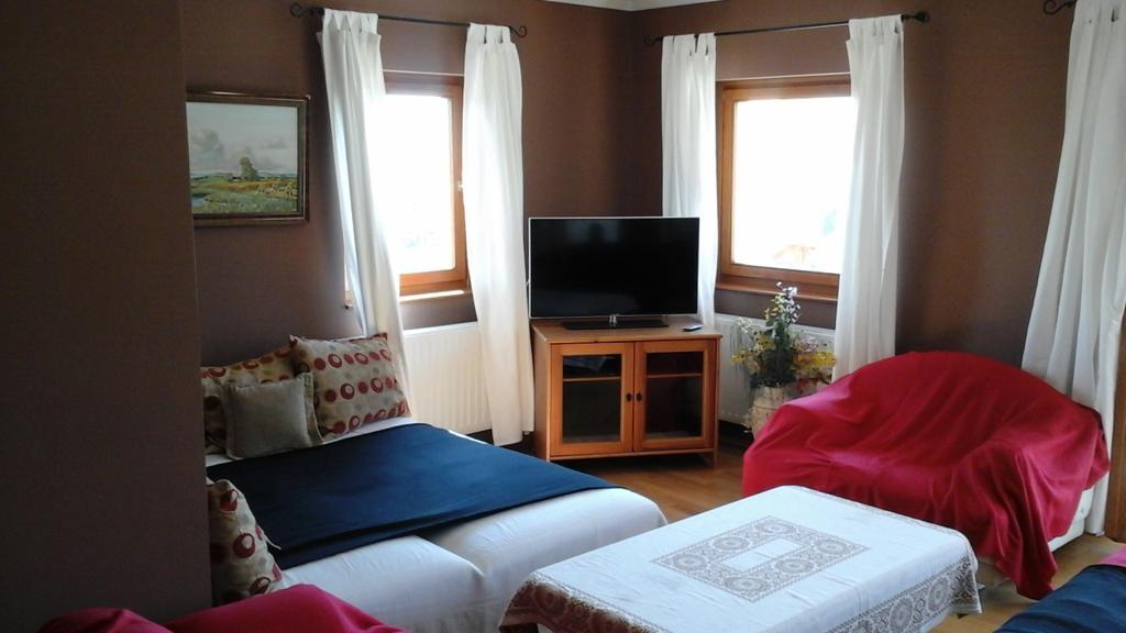 Kincses Vendeghaz Hotel Balatongyörök Buitenkant foto