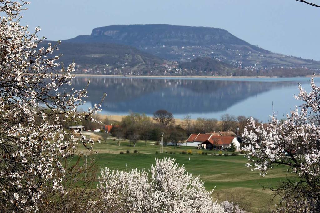 Kincses Vendeghaz Hotel Balatongyörök Buitenkant foto